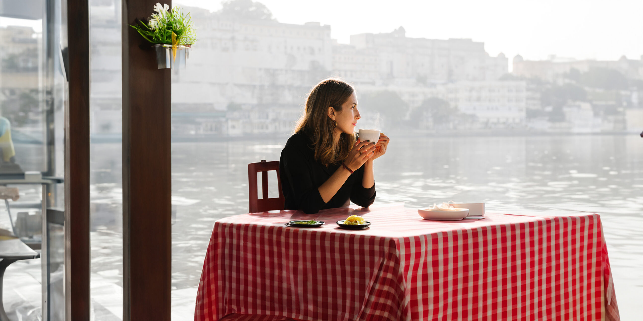 Table cloth with model 2 sized copy